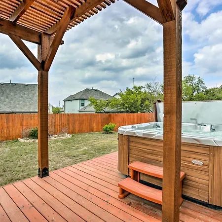 San Antonio Vacation Rental With Hot Tub, Yard!